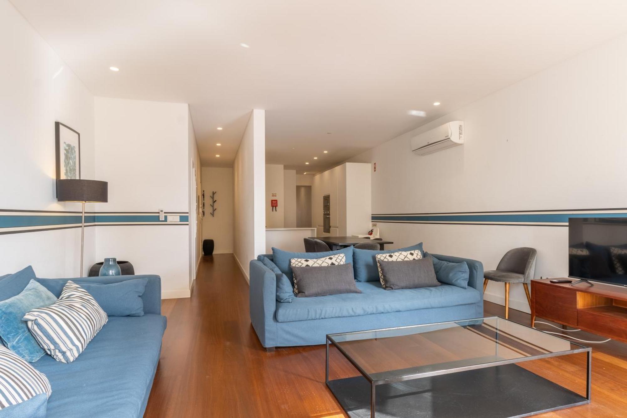 Апартаменти Modern 3Br, Terrace, Ac/Heating & Self Check-In Лісабон Екстер'єр фото