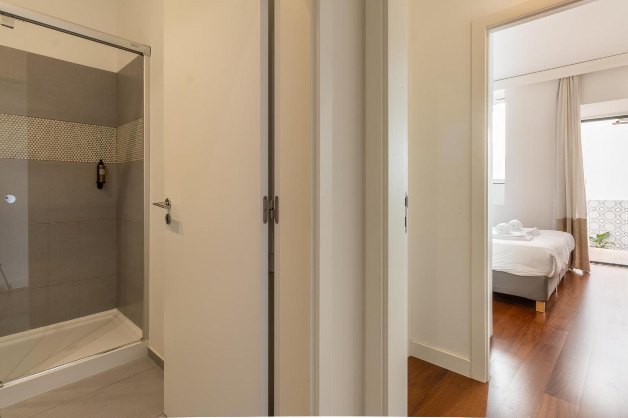 Апартаменти Modern 3Br, Terrace, Ac/Heating & Self Check-In Лісабон Екстер'єр фото