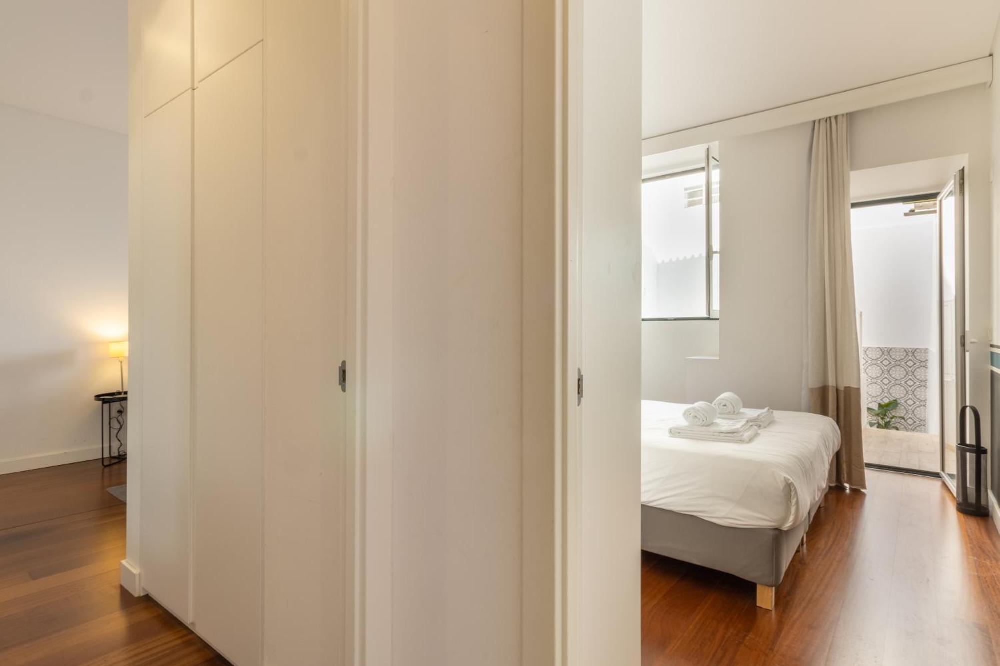 Апартаменти Modern 3Br, Terrace, Ac/Heating & Self Check-In Лісабон Екстер'єр фото